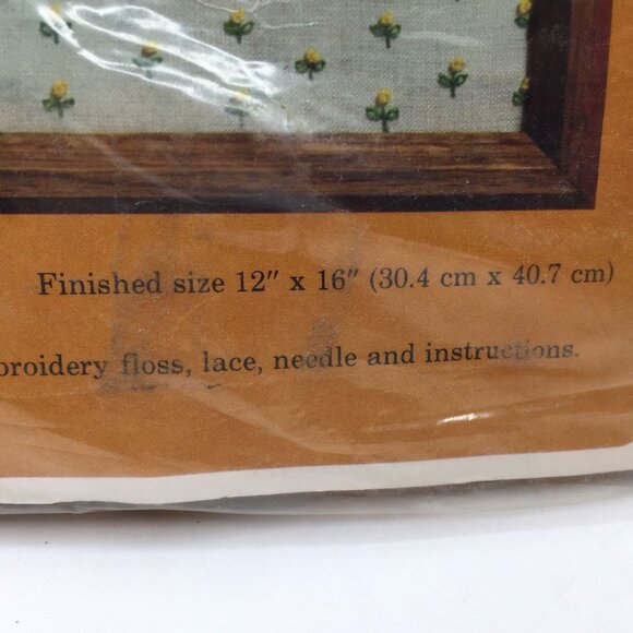 Vtg The Creative Circle 0606 Nursery Time Embroidery Kit 12"x16" Name Birth Date - Picture 5 of 6